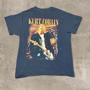 Kurt Cobain Portrait Tee, Grunge Rock Nirvana Band Shirt, Size XL